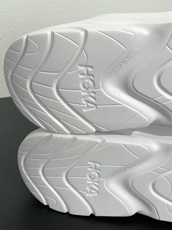 New Hoka Ora Recovery Slip On Mules Slides White Men’s 14 NWOT